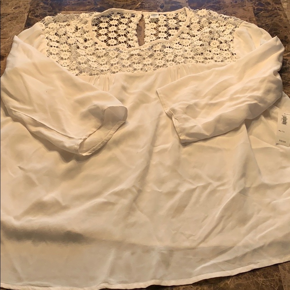 Old Navy White Long Sleeve Shirt *Still Has Tags*